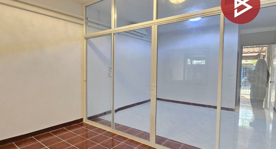 À vendre 1 chambre maison de ville à Mueang Samut Prakan, Samut Prakan