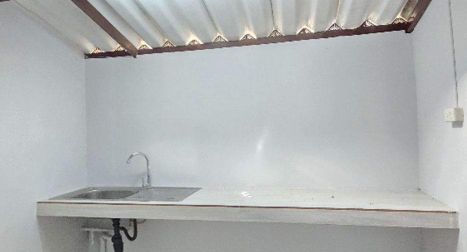 À vendre 1 chambre maison de ville à Mueang Samut Prakan, Samut Prakan