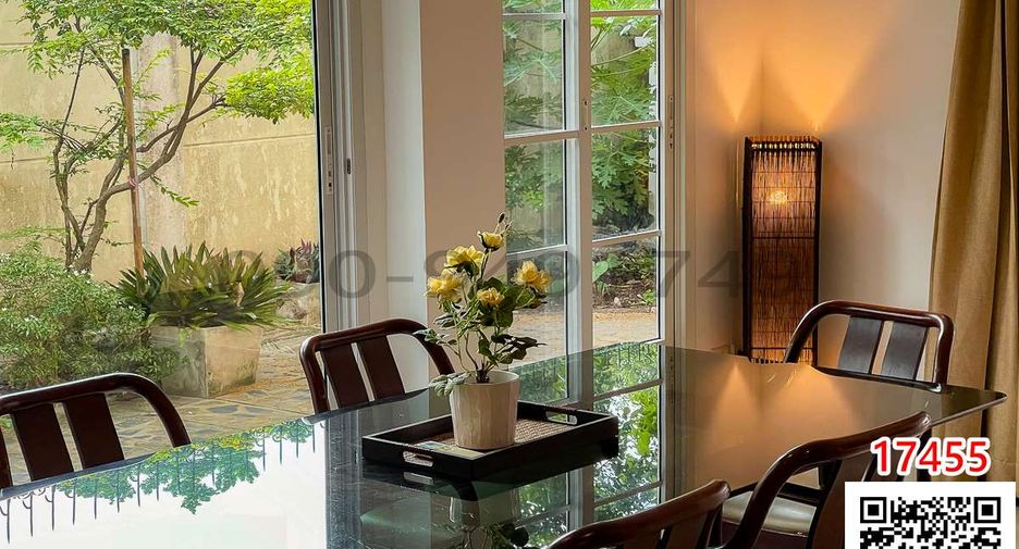 For rent 4 ベッドルーム house in Sathon, Bangkok