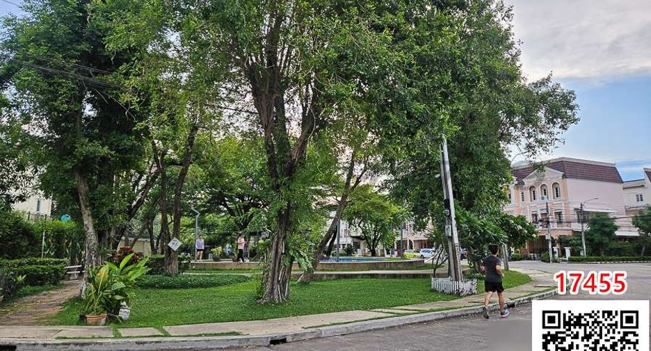 For rent 4 ベッドルーム house in Sathon, Bangkok