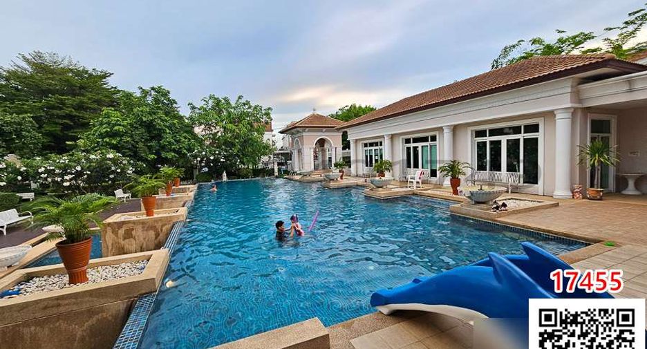 For rent 4 ベッドルーム house in Sathon, Bangkok