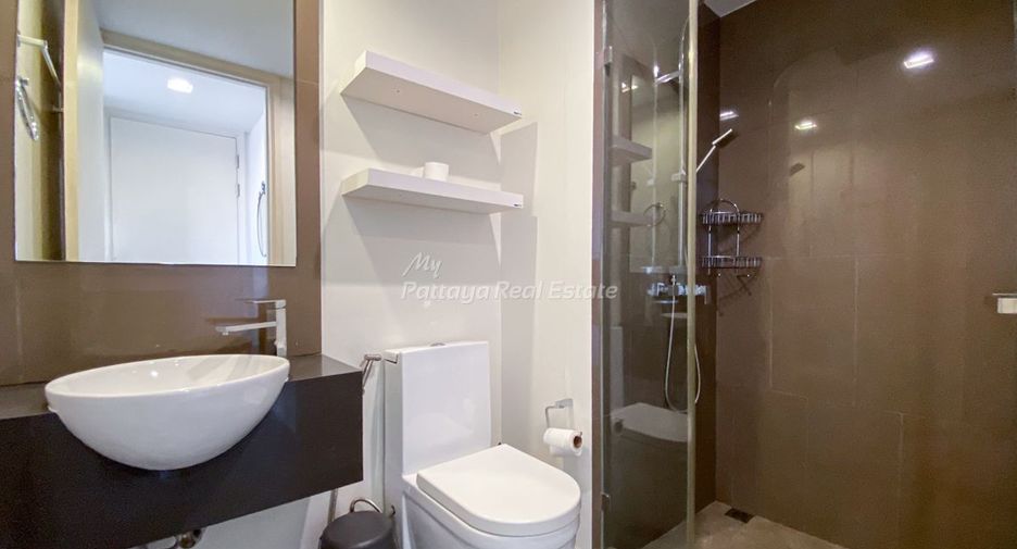 À vendre 2 chambres condo à Pratumnak, Pattaya