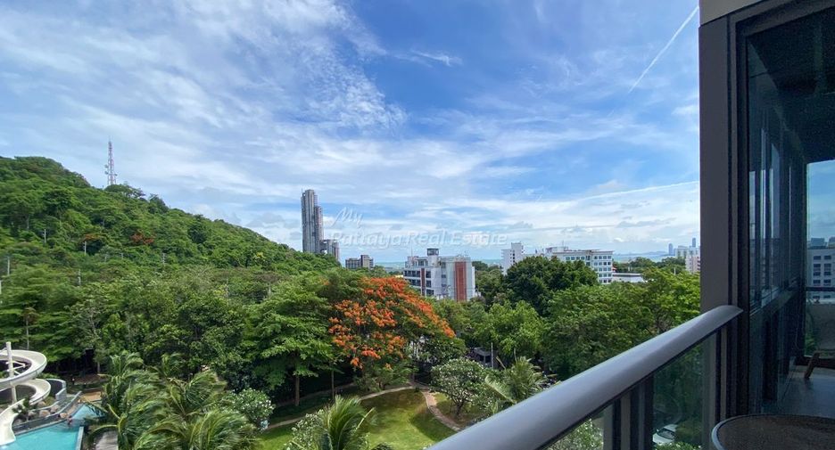À vendre 2 chambres condo à Pratumnak, Pattaya