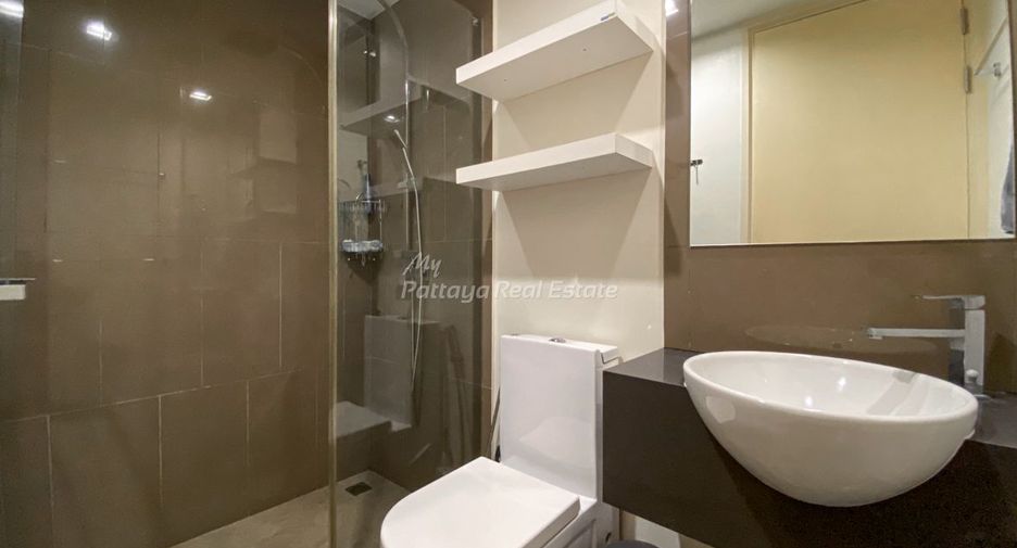 À vendre 2 chambres condo à Pratumnak, Pattaya