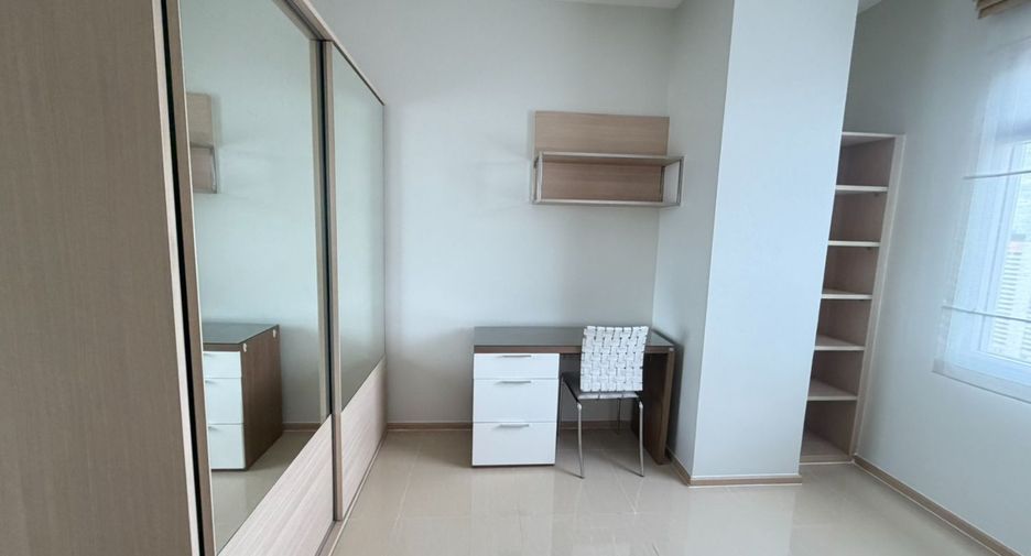 À louer 2 chambres condo à Khlong Toei, Bangkok