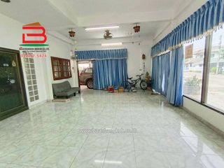 Casa en alquiler y en venta de 3 habitaciones en Thanyaburi, Pathum Thani