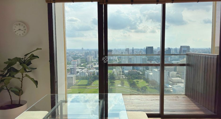 À louer 2 chambres condo à Pathum Wan, Bangkok