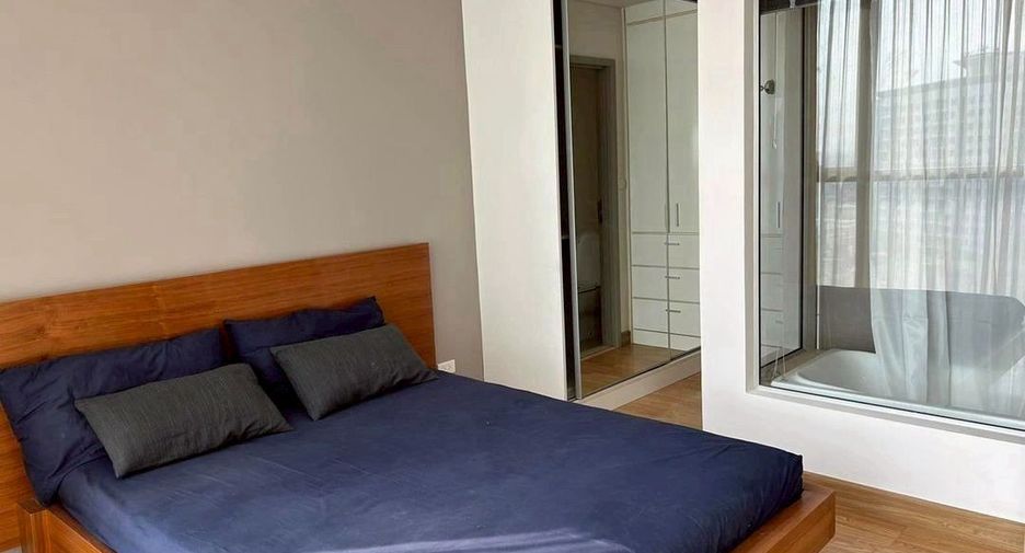 For rent and for sale 1 bed condo in Khlong Toei, Bangkok