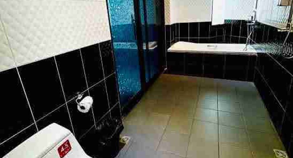 For sale 36 bedrooms hotel in South Pattaya, Pattaya