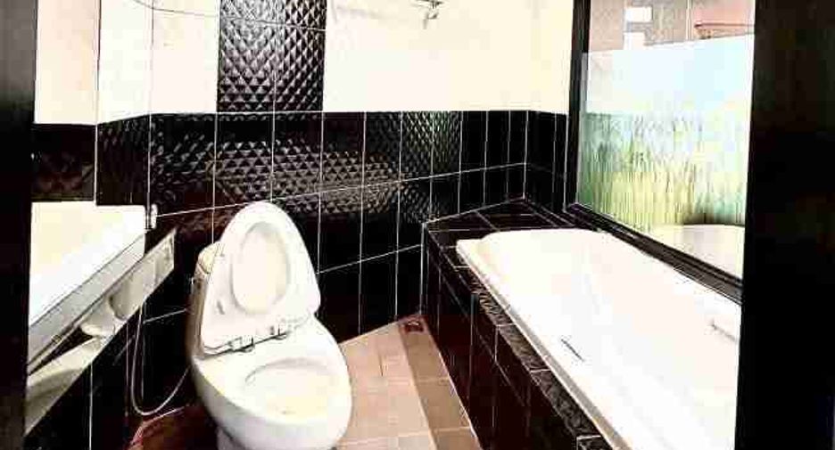 For sale 36 bedrooms hotel in South Pattaya, Pattaya