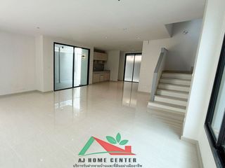 Haus zum Kauf mit 3 Zimmer in Prawet, Bangkok