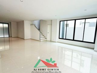 Haus zum Kauf mit 3 Zimmer in Prawet, Bangkok