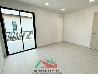 Haus zum Kauf mit 3 Zimmer in Prawet, Bangkok