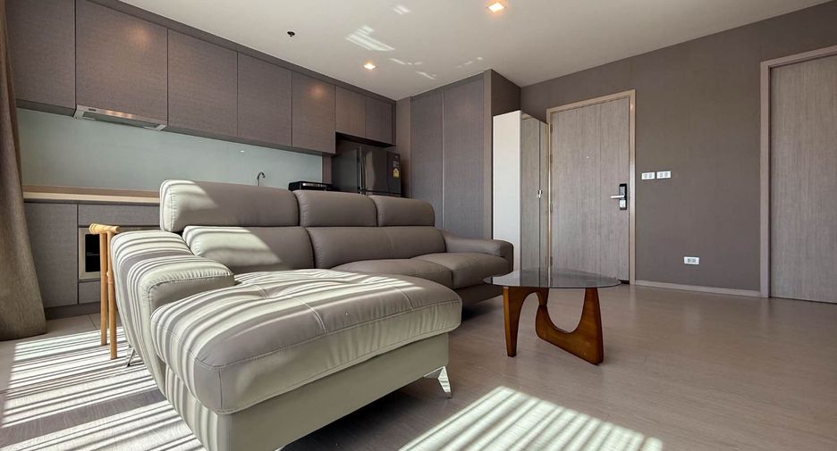 Condo en alquiler de 2 habitaciones en Khlong Toei, Bangkok