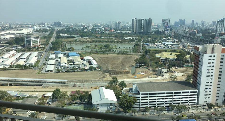 Condo en alquiler de 1 habitaciones en Huai Khwang, Bangkok