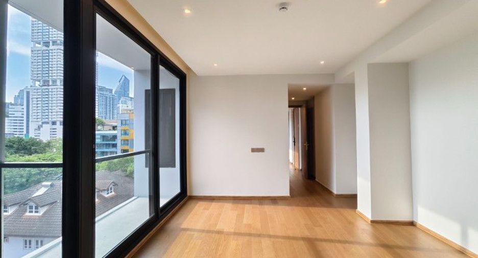 Condo en venta de 2 habitaciones en Khlong Toei, Bangkok