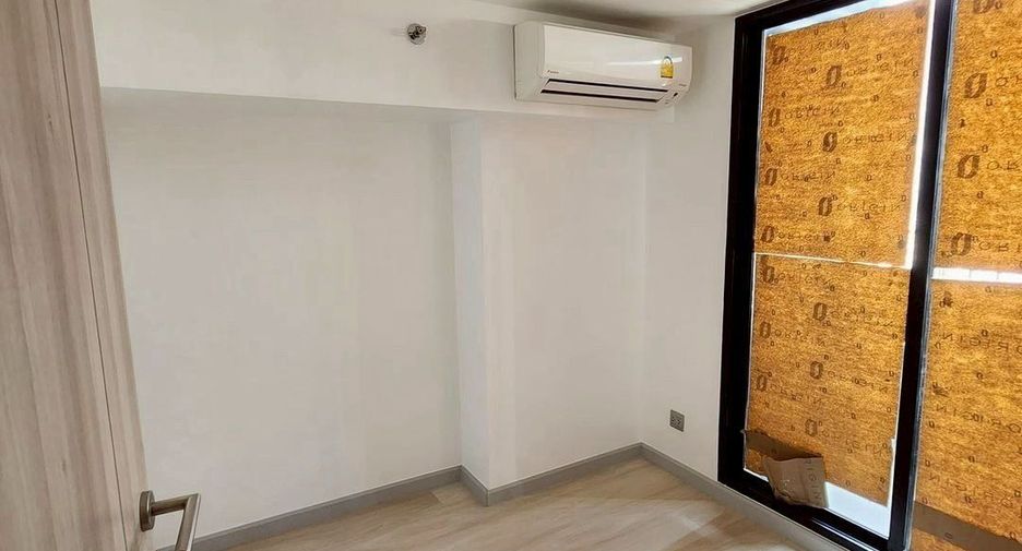 For sale 2 ベッドルーム condo in Sathon, Bangkok