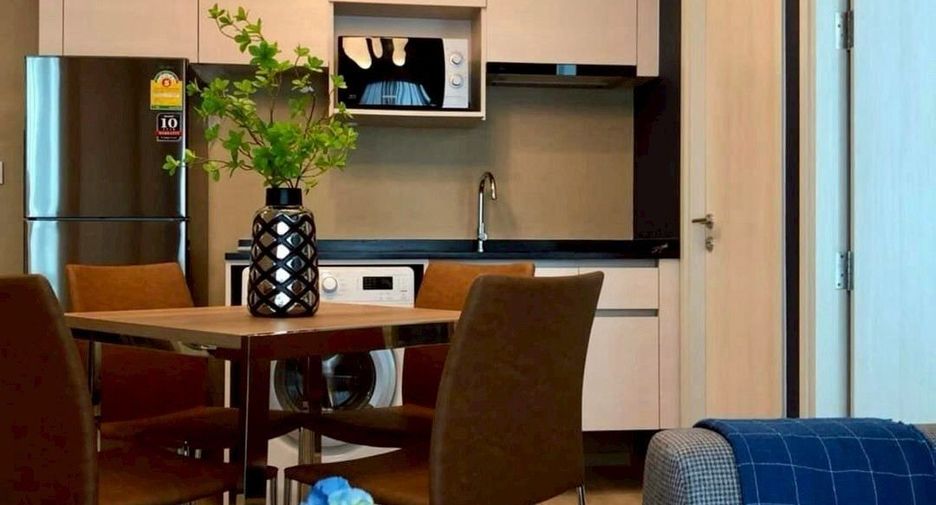 For sale 2 ベッドルーム condo in Huai Khwang, Bangkok