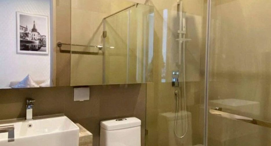 Condo en alquiler de 2 habitaciones en Khlong Toei, Bangkok