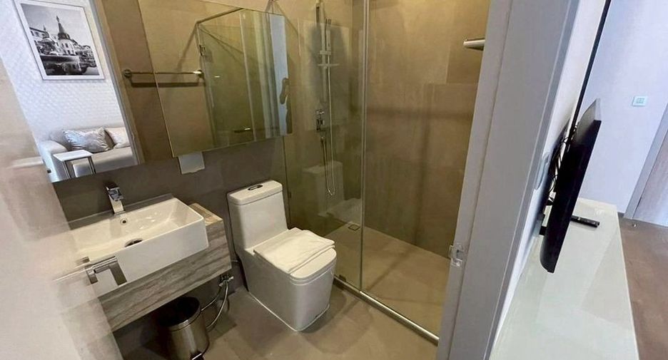 Condo en alquiler de 2 habitaciones en Khlong Toei, Bangkok