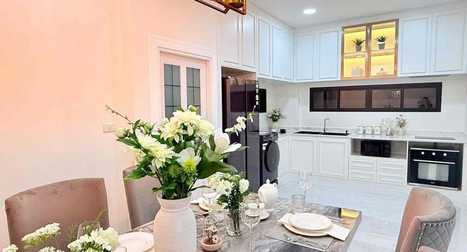 For sale 3 bedrooms house in East Pattaya, Pattaya