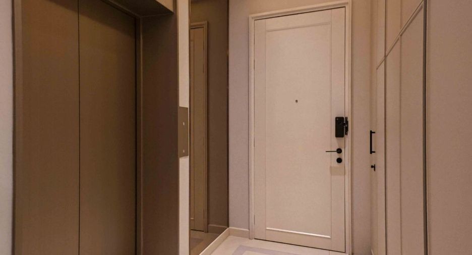 For sale 2 bedrooms condo in Khlong Toei, Bangkok