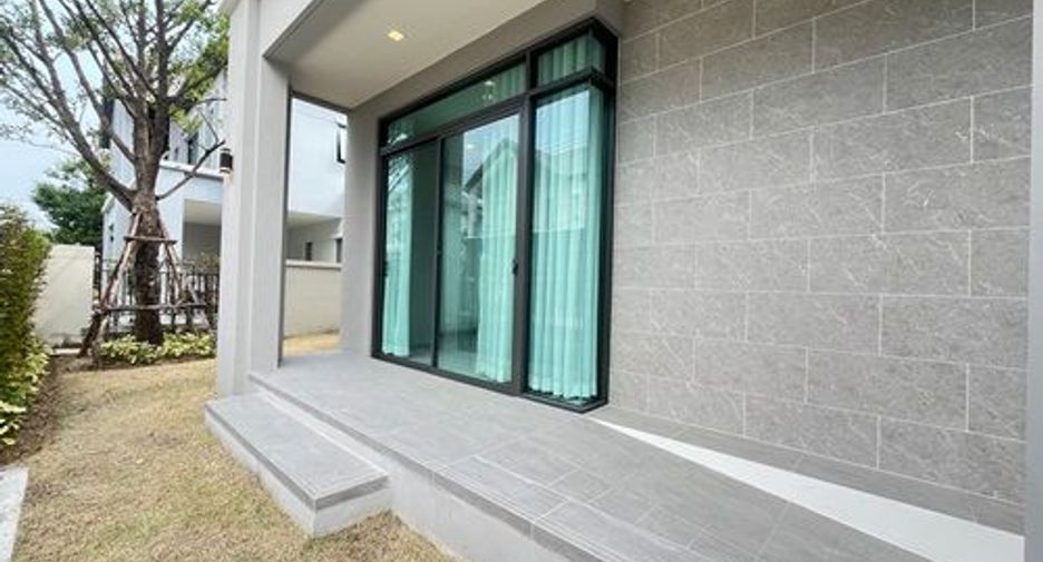 Haus zum Kauf mit 5 Zimmer in Sai Mai, Bangkok