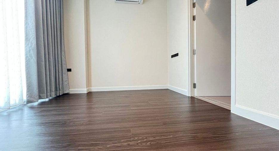 Haus zum Kauf mit 5 Zimmer in Sai Mai, Bangkok