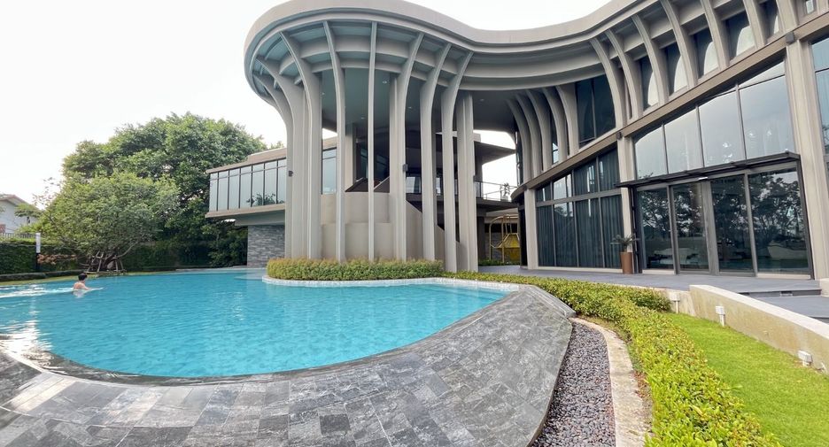 Haus zum Kauf mit 5 Zimmer in Sai Mai, Bangkok