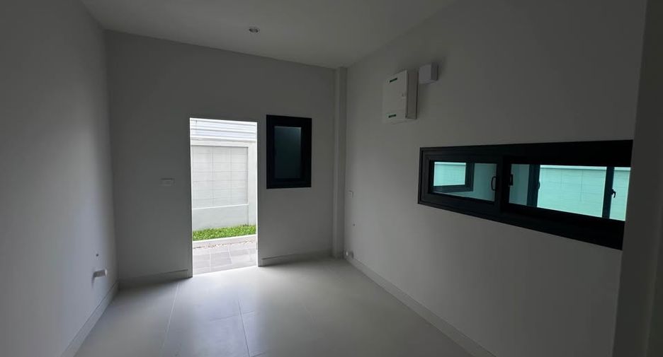 For rent 4 bedrooms house in Thalang, Phuket