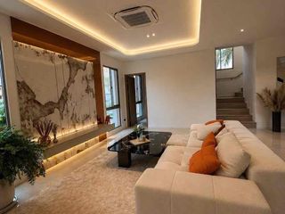 For sale 5 bedrooms villa in Bang Lamung, Chonburi