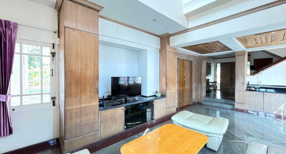 For sale 4 bedrooms house in Bang Bua Thong, Nonthaburi