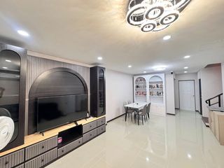 Haus zur Miete mit 3 Zimmer in Bang Lamung, Chonburi