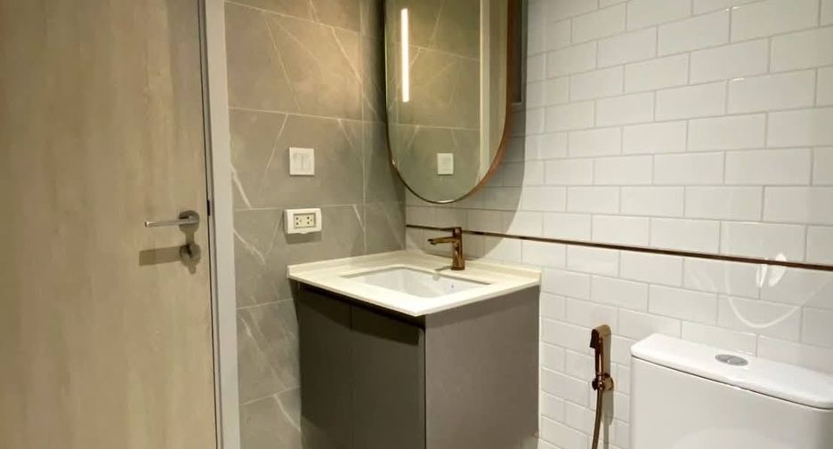 Condo en alquiler de 1 habitaciones en Watthana, Bangkok