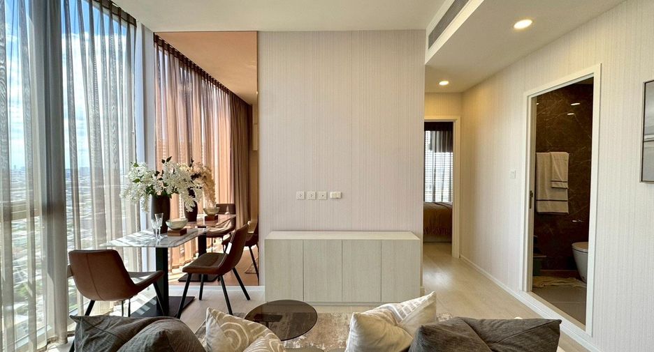 For rent 2 bedrooms condo in Chatuchak, Bangkok