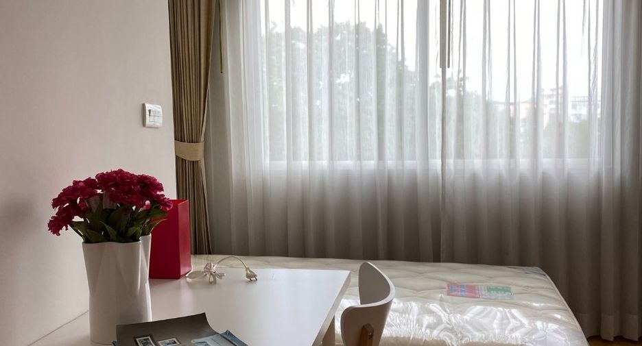 Condo en alquiler y en venta de 2 habitaciones en Phra Khanong, Bangkok