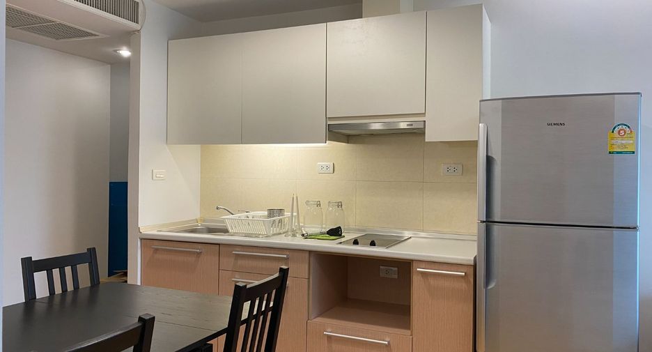 Condo en alquiler y en venta de 2 habitaciones en Phra Khanong, Bangkok