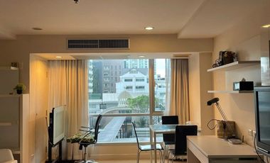 Condo en alquiler de 1 habitaciones en Khlong Toei, Bangkok