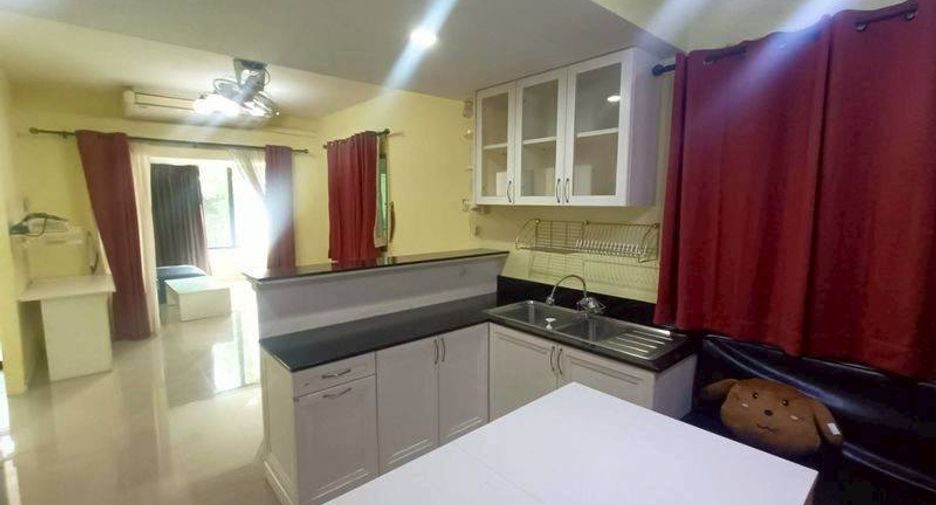 For rent 2 bedrooms house in East Pattaya, Pattaya