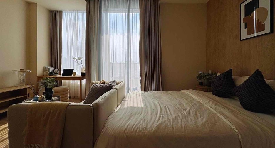 For rent 1 bed condo in Watthana, Bangkok