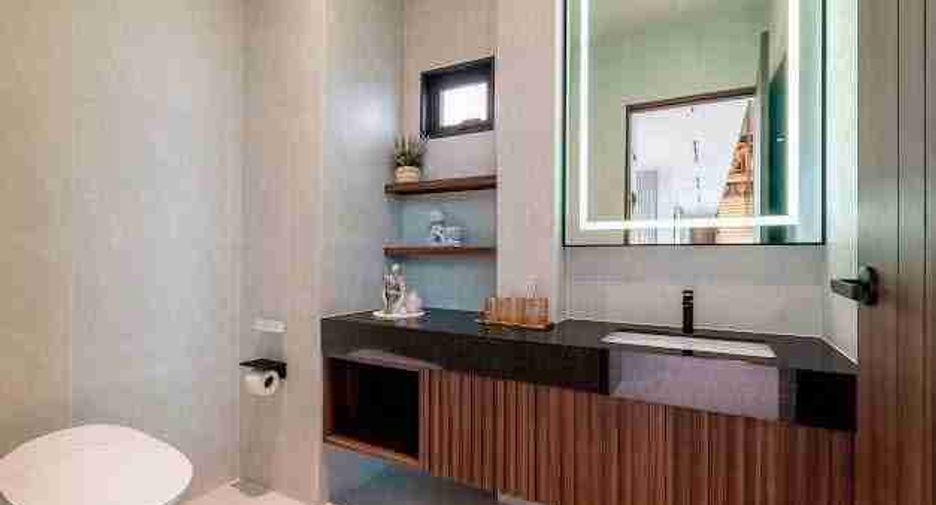 For sale 5 bedrooms villa in East Pattaya, Pattaya