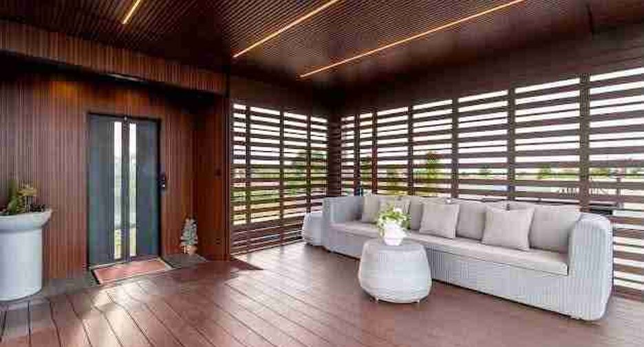 For sale 5 bedrooms villa in East Pattaya, Pattaya