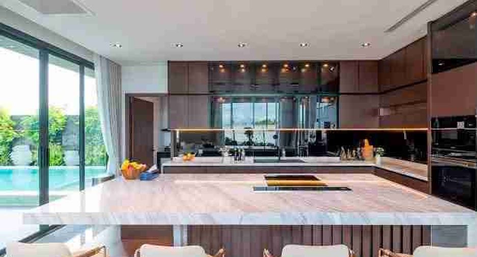 For sale 5 bedrooms villa in East Pattaya, Pattaya