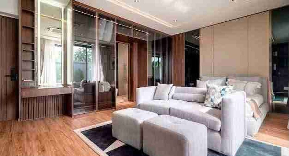 For sale 5 bedrooms villa in East Pattaya, Pattaya
