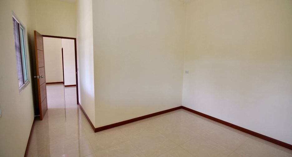 À vendre 3 chambres maison à Ban Khai, Rayong