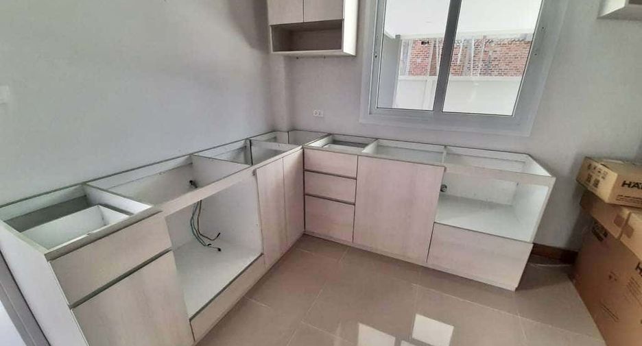 For rent 4 bedrooms house in Hang Dong, Chiang Mai