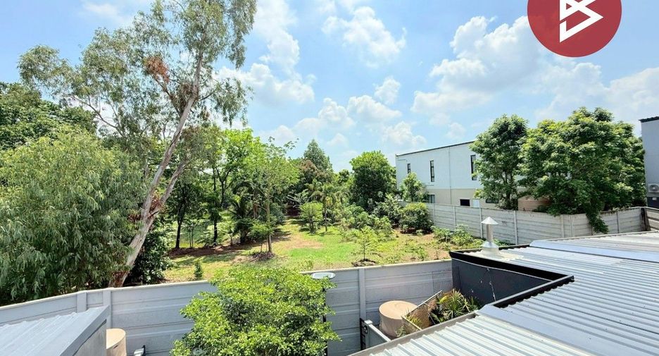 For sale 3 bedrooms townhouse in Pak Kret, Nonthaburi