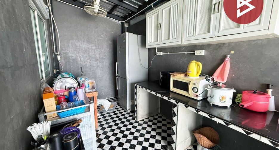 For sale 3 bedrooms townhouse in Bang Bo, Samut Prakan