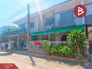 出售 3 卧室 联排别墅 在 Mueang Samut Sakhon, Samut Sakhon
