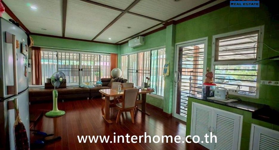 Casa en venta de 3 habitaciones en Khlong Sam Wa, Bangkok